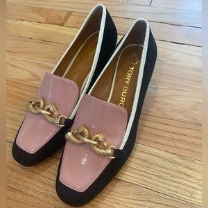 Tory Burch Heel - Size 8 - Mixed Leather Shoe w/ Gold Hardware